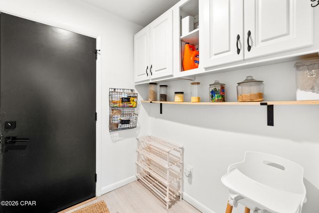 4725 Halcyon Drive, Panama City, FL 32404