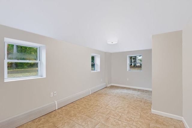 7 Bayberry Lane, Salisbury, MA 01952