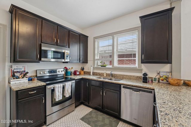 2685 DELLWOOD Avenue, Jacksonville, FL 32204