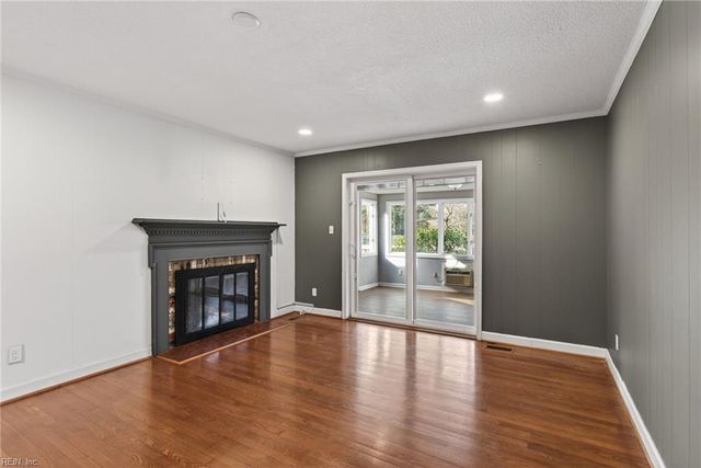 1025 Walt Whitman WAY, Virginia Beach, VA 23455