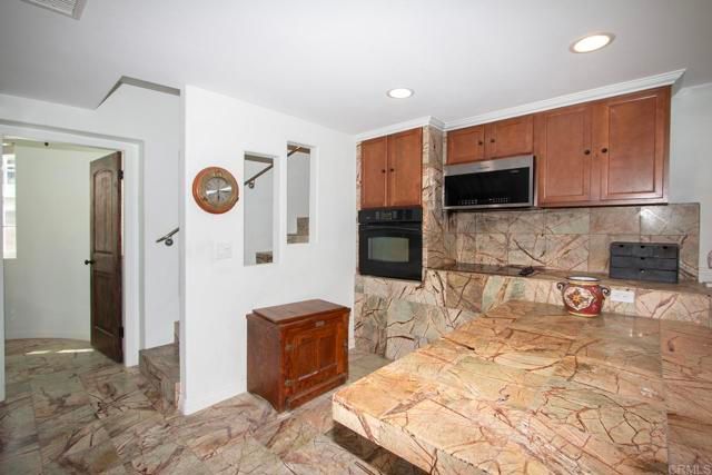 405 Solana Real, Fallbrook, CA 92028