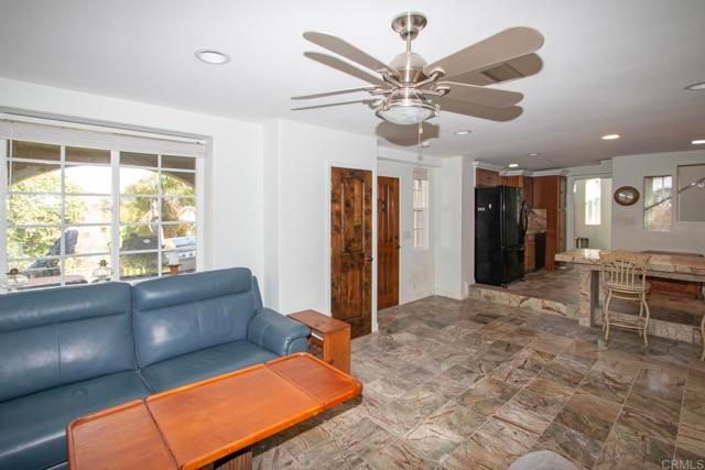 405 Solana Real, Fallbrook, CA 92028