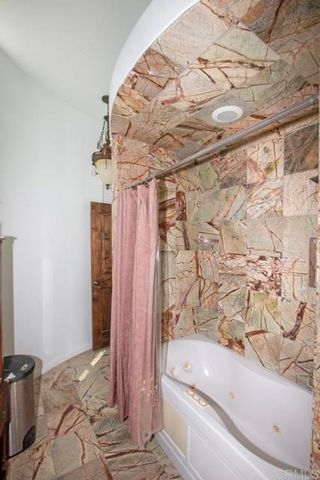 405 Solana Real, Fallbrook, CA 92028