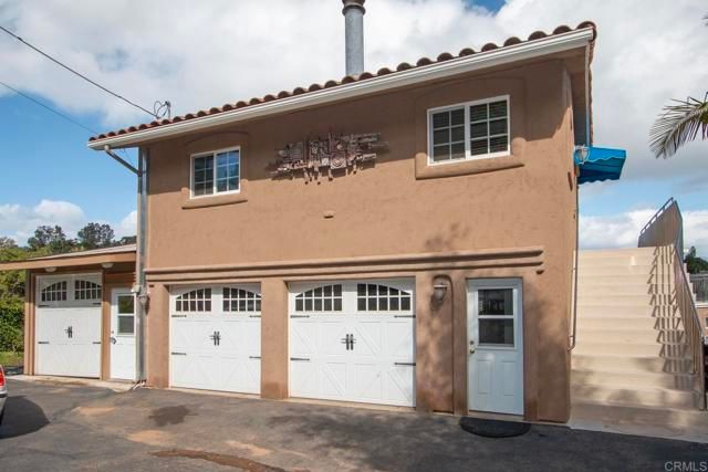 405 Solana Real, Fallbrook, CA 92028