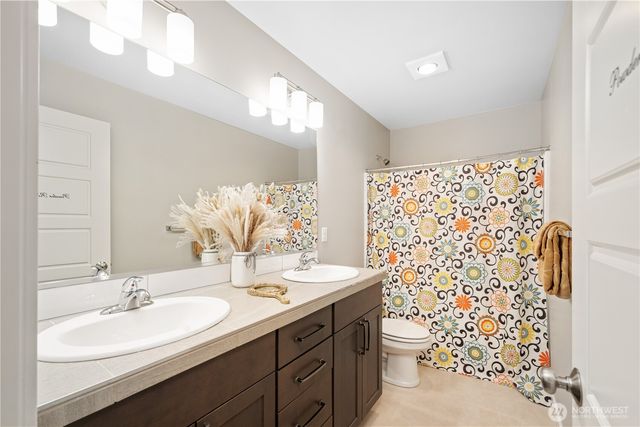 709 153rd Place SW, Lynnwood, WA 98087