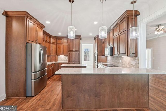 569 Byrd Mountain Lane, Canton, GA 30114