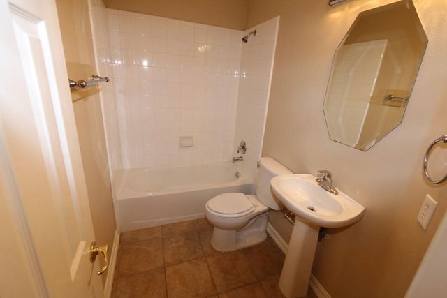 6011 Hawkes Bay Court, Katy, TX 77494