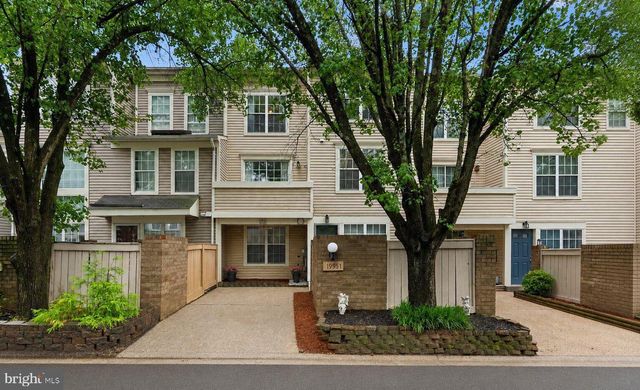 19951 DREXEL HILL CIR, Gaithersburg, MD 20886