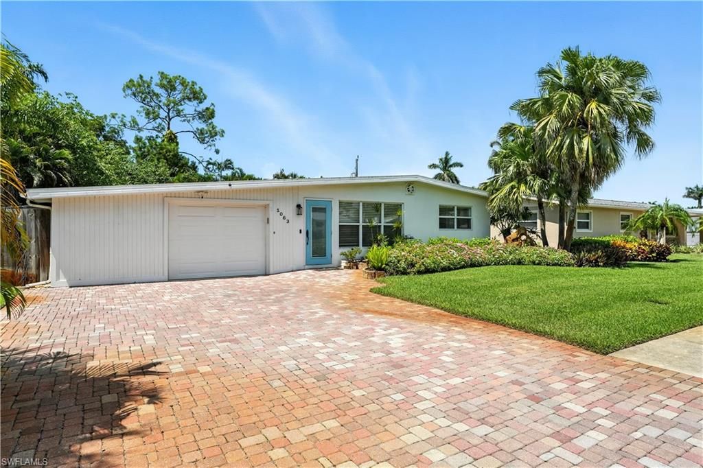 1063 22nd AVE N, NAPLES, FL 34103 — photo 4
