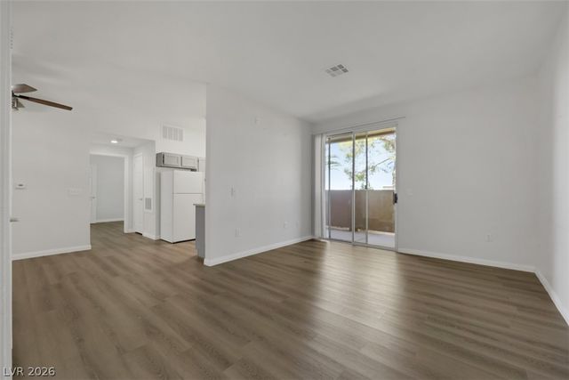 231 West Horizon Ridge Parkway 316, Henderson, NV 89012