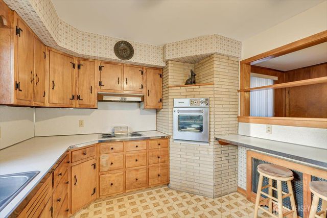 74 Bloomfield Avenue, Edison, NJ 08837