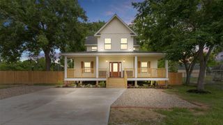 10002 Wilma Lane, Beach City, TX 77523
