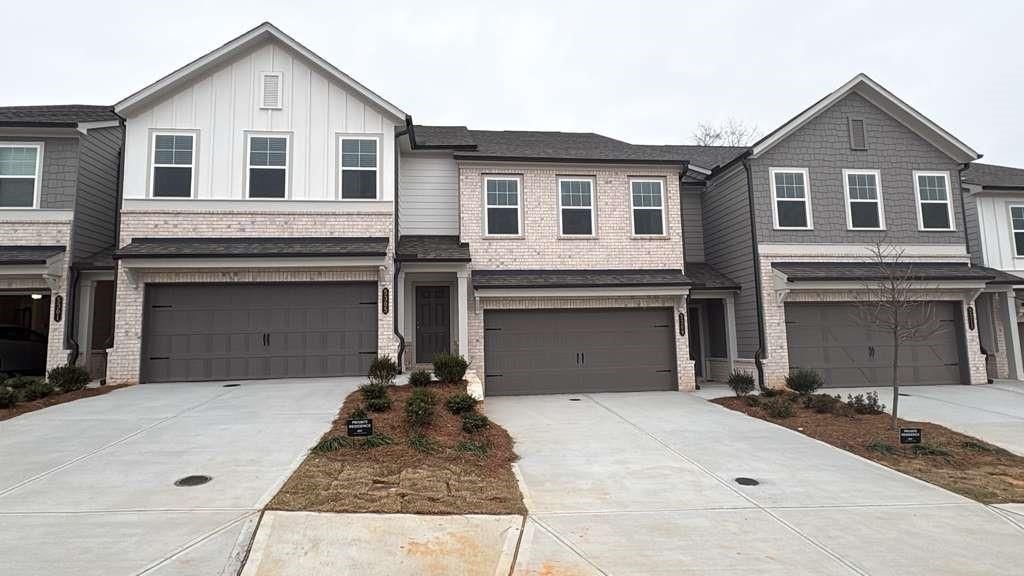 5317 Frontier Court Drive, Flowery Branch, GA 30542