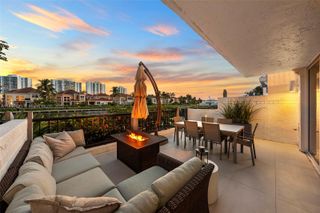 3754 NE 209th Ter, Aventura, FL 33180
