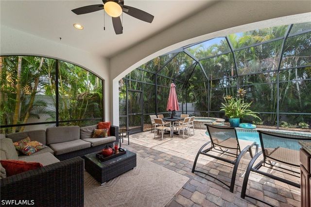 538 104th AVE N, Naples, FL 34108