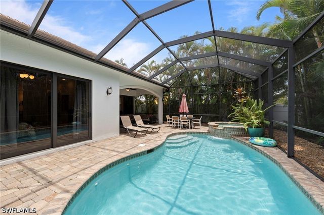 538 104th AVE N, Naples, FL 34108