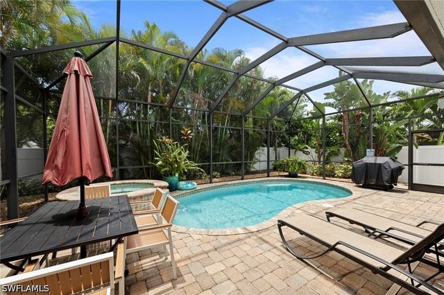 538 104th AVE N, Naples, FL 34108