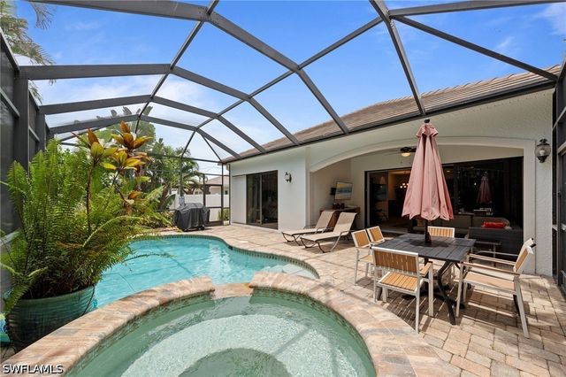 538 104th AVE N, Naples, FL 34108