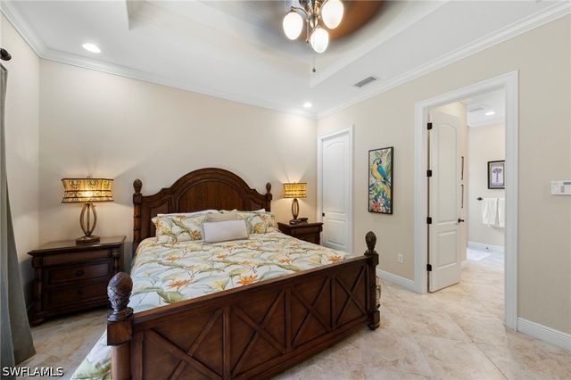 538 104th AVE N, Naples, FL 34108