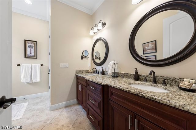 538 104th AVE N, Naples, FL 34108