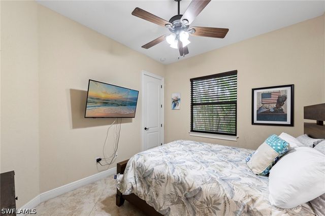 538 104th AVE N, Naples, FL 34108