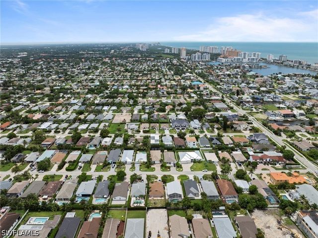 538 104th AVE N, Naples, FL 34108