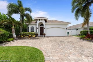 538 104th AVE N, Naples, FL 34108