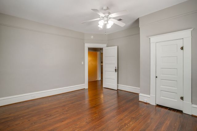 1630 Mistletoe Boulevard B, Fort Worth, TX 76104