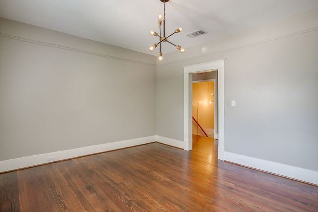 1630 Mistletoe Boulevard B, Fort Worth, TX 76104