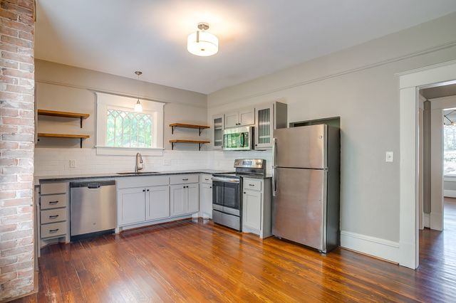 1630 Mistletoe Boulevard B, Fort Worth, TX 76104