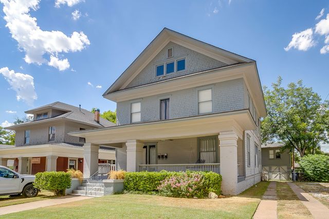 1630 Mistletoe Boulevard B, Fort Worth, TX 76104