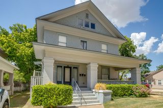 1630 Mistletoe Boulevard B, Fort Worth, TX 76104