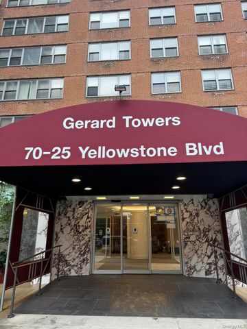 70-25 Yellowstone Blvd 1 Y, Forest Hills, NY 11375