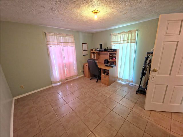 903 Cameron Avenue, Dallas, TX 75223