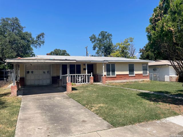 463 Wayside Dr, San Antonio, TX 78213