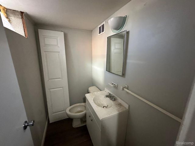 30026 Bock Street, Garden City, MI 48135