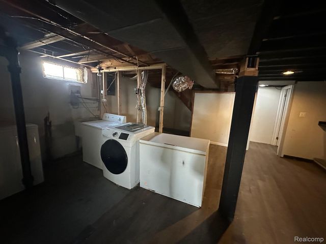 30026 Bock Street, Garden City, MI 48135