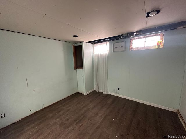 30026 Bock Street, Garden City, MI 48135