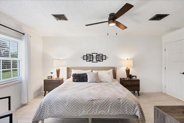 879 E 2ND STREET, Englewood, FL 34223