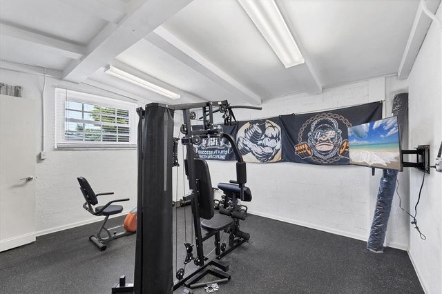 879 E 2ND STREET, Englewood, FL 34223