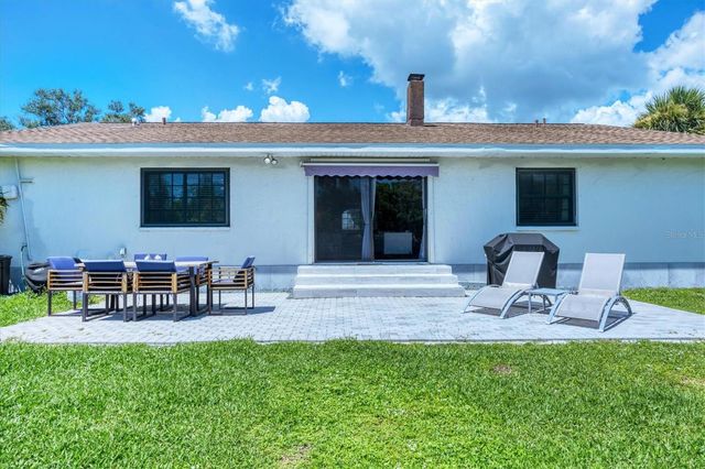 879 E 2ND STREET, Englewood, FL 34223