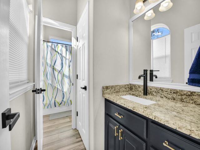 6000 Justine Court, Granbury, TX 76049