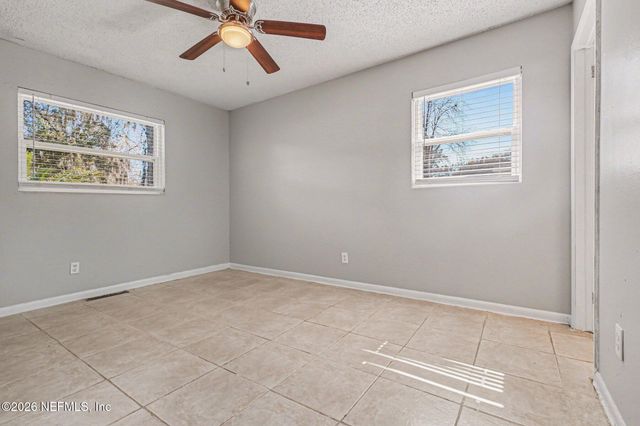 8509 LAURENS Road, Jacksonville, FL 32208