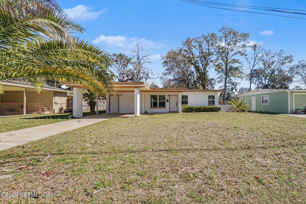 8509 LAURENS Road, Jacksonville, FL 32208