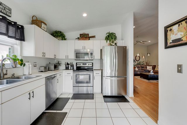 5648 American Circle, Delray Beach, FL 33484