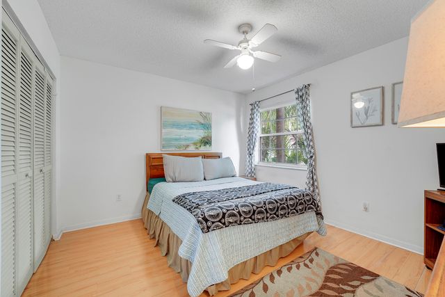 5648 American Circle, Delray Beach, FL 33484