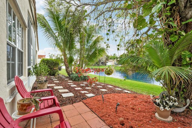 5648 American Circle, Delray Beach, FL 33484