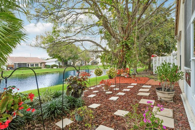 5648 American Circle, Delray Beach, FL 33484