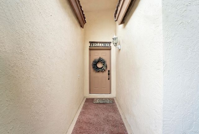 5648 American Circle, Delray Beach, FL 33484