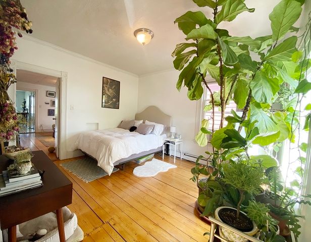 496 Sumner Street 3, Boston, MA 02128